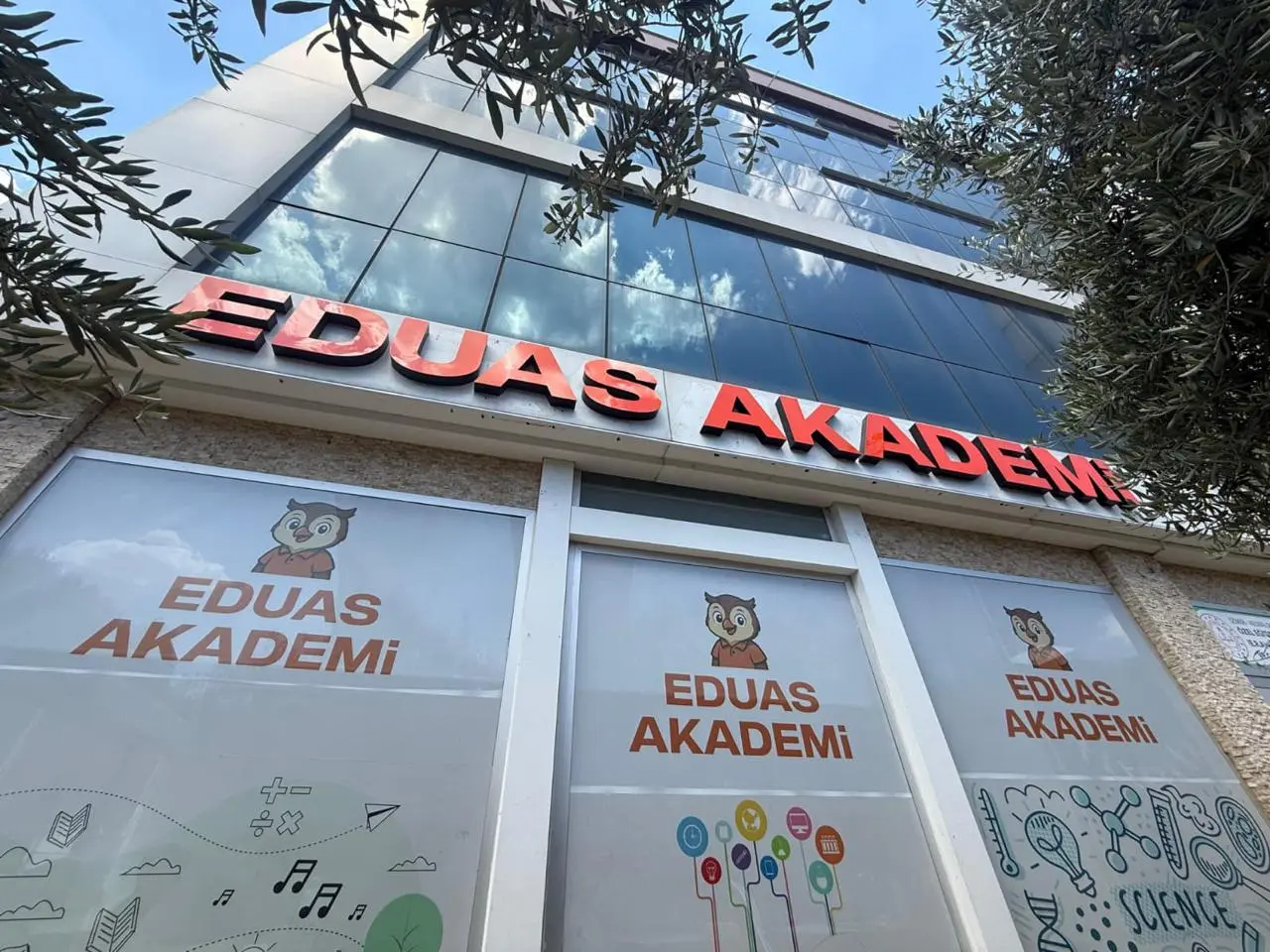 Akademi girişi